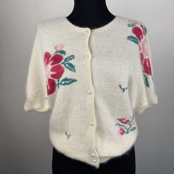 Vintage 80s 90s Angora Blend Floral Cardigan Short Sleeve, Made in Hong Kong - Picture 14 of 15